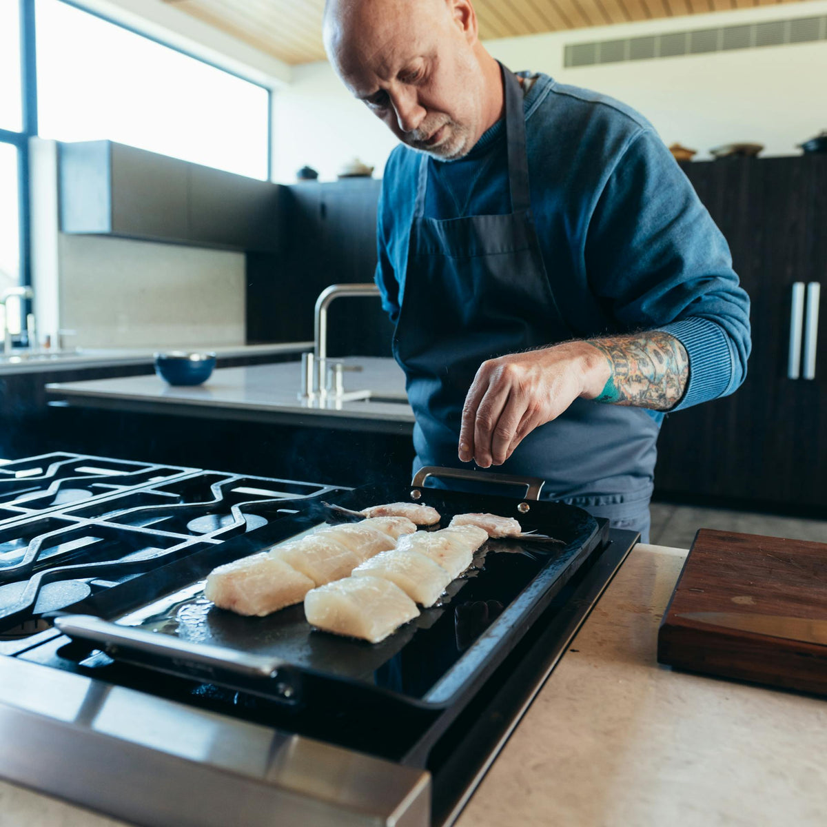 YETI Carbon Steel Griddle  product photo 2